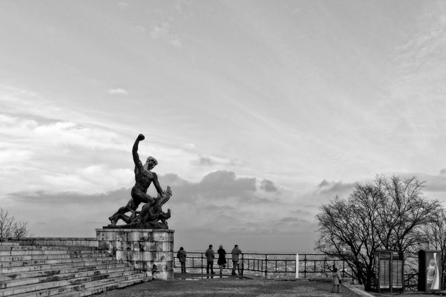 Statue du Monument de la Liberté sur le Mont Gellért, Budapest - Statue of Liberty Monument on Gellert Hill, Budapest