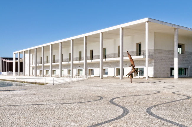 Pavillon du Portugal, conçu par l'architecte Alvaro Siza, Parc des Nations, Lisbonne - Portugal Pavilion, designed by architect Alvaro Siza, Park of Nations, Lisbon