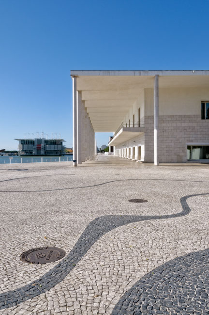 Pavillon du Portugal, conçu par l'architecte Alvaro Siza, Parc des Nations, Lisbonne - Portugal Pavilion, designed by architect Alvaro Siza, Park of Nations, Lisbon